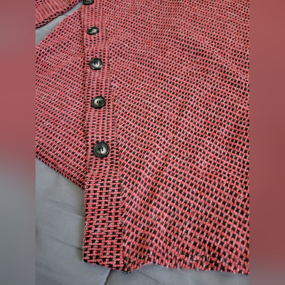 Apt. 9 | Red/Black Mock Checkered Asymmetrical Hem Sweater - Picture 6 of 9